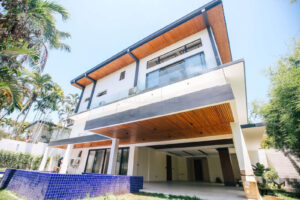 Presello - How much will it cost to buy a house in Ayala, Alabang?