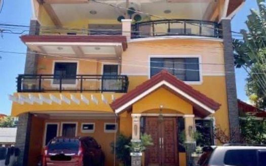 Exceptional5-BedroomHouseforSaleinPillarVillageLasPinas-1.jpg