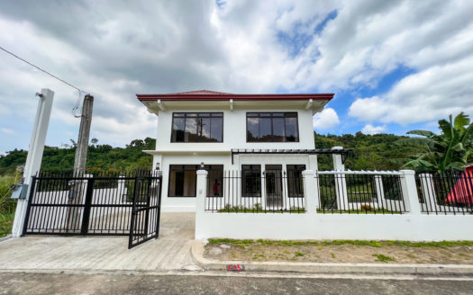 LiveinStylewiththis5-BedroomHouseforSaleinSunValleyAntipolo-1.jpg