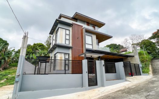 Masterpiece5-BedroomHouseforSaleinAntipolosTranquilNeighborhood-1.jpg