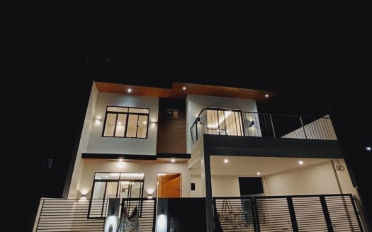 Modern4-BedroomHouseforSaleNearSolenadNuvaliSta.RosaLaguna-1.jpg
