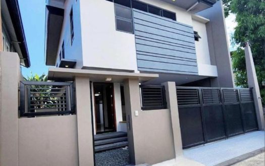 Radiant3-BedroomHouseforSaleinVermontRoyaleExecutiveVillageAntipolo-1.jpg