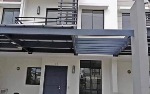 Bright3-BedroomTownhouseforSaleinFerndaleVillas,PasongTamo,QuezonCity-1.jpg