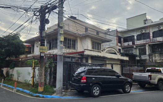 Nice4-BedroomHouseforSaleinSta.Ana,Manila-1.jpg