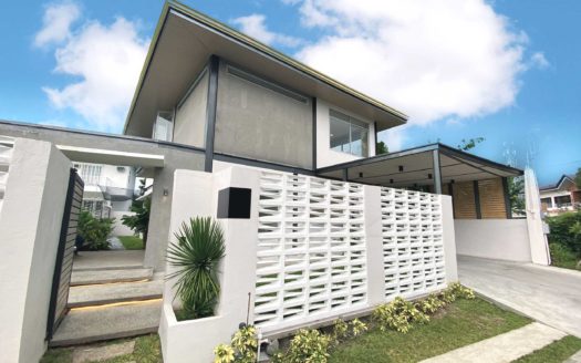 Impressive4BedroomHouseandLotforSaleinLasVillasDeManilaSubdivisionBinanLaguna-1.jpg