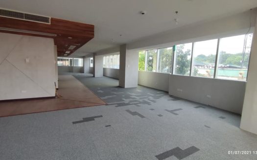 SpaciousOfficeSpaceForSaleInPETPlansTower-1.jpg