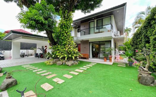 Pristine5BedroomHouse&LotforSaleinAyalaAlabangMuntinlupa-1.jpg
