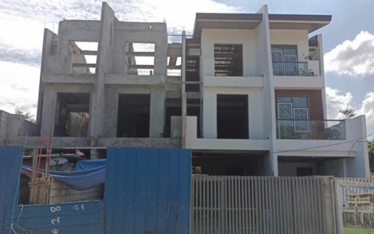 Desirable3-BedroomTownhouseForSaleinEastFairview,QuezonCity-1.jpg