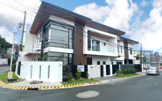 Elegant4-BedroomHouseandLotforSaleinParañaque-1.jpg