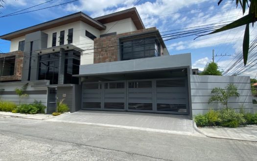 Lavish7-BedroomHouseandLotforSaleinMultinationalVillageParañaque-1.jpg