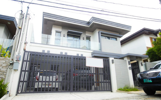 Pristine4BedroomHouseandLotatQuezonCity-1.jpg