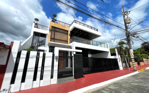 SleekModern5-BedroomHouseforSaleinSSSVillageMarikina-1.jpg