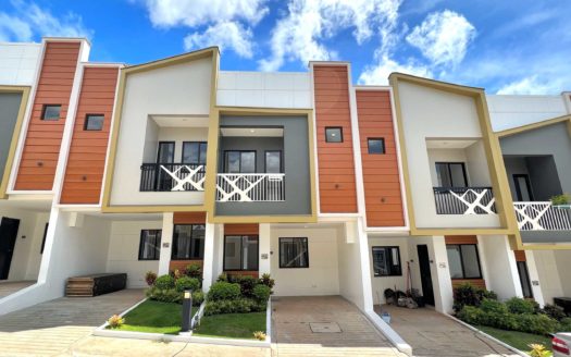 Stylish3-BedroomTownhouseforSaleinMarikinaCity-1.jpg