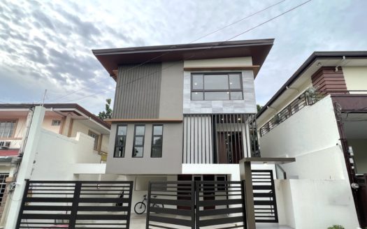 Ultramodern3BedroomHouseandLotforSaleinFilheightsSubd-1.jpg