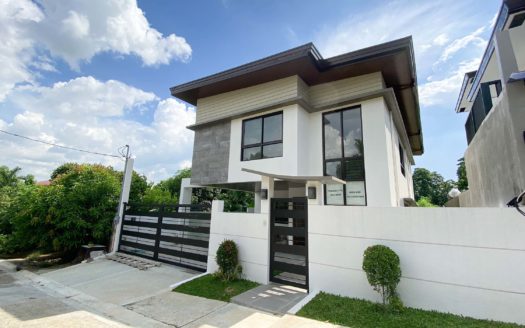 Upscale4BedroomTurnkeyHouseforSaleinQuezonCity-1.jpg