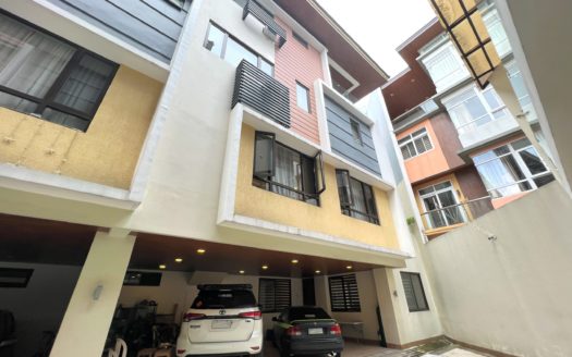 Comfy3-BedroomTownhouseforSaleinNewManilaQuezonCity-1.jpg