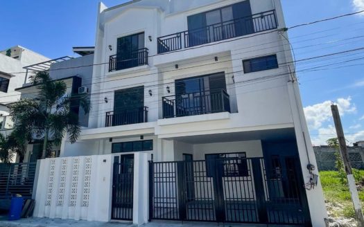 Exceptional4BedroomHouseandLotforSaleinQuezonCity-1.jpg