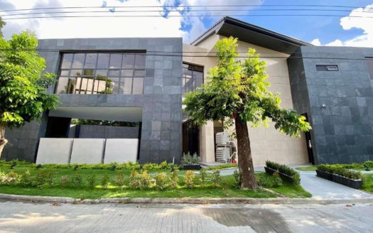KoreanStyle6BedroomHouseandLotforSaleinHeritagePlaceSubdivisionPampanga-1.jpg