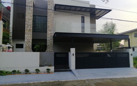 Contemporary4-BedroomHouseforSaleinFilinvestClassicEstate,Sucat,ParañaqueCity-1.jpg