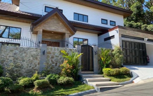 Timeless5-BedromHouseforSaleinBeverlyHillsSubd.Dolores,Taytay,Rizal-1.jpg