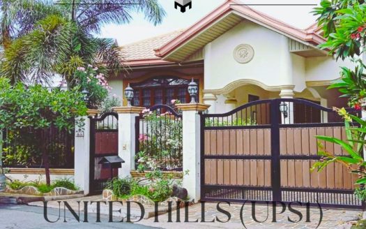 Stylish4-BedroomBungalowHouseforSaleinUPS1,Paranaque-1.jpg