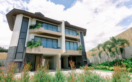Contemporary3BedroomHouseforSaleinAlabangMuntinlupa-1.jpg