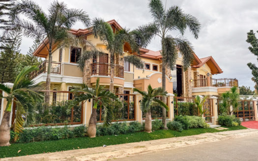 Gorgeous6-BedroomHouseforSaleinCasaMilanQuezonCity-1.jpg