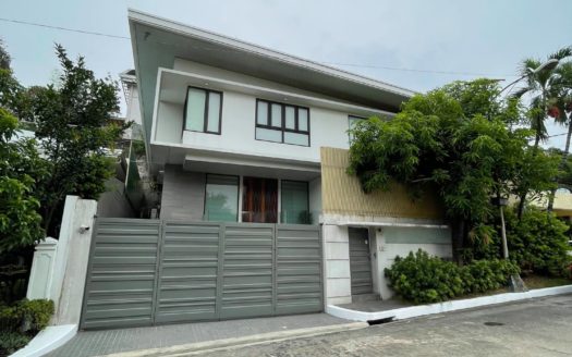 Luxurious5BedroomHouseandLotforSaleinCapitol8VillagePasig-1.jpg