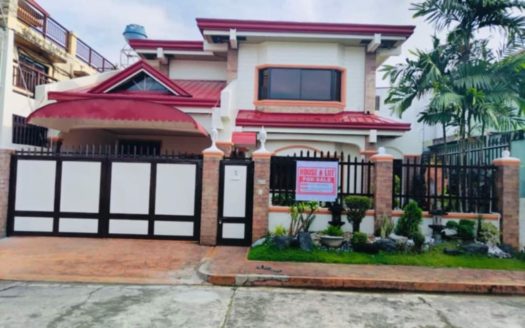 Sleek4-BedroomHouseandLotforSaleinGreenwoods,Cainta Rizal-1.jpg