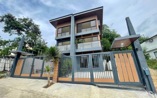 Contemporary4BedroomDuplexHouseforSaleinTaytayRizal-1.jpg