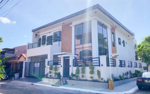 Elegant5-BedroomHouseforSaleinMultinationalVillage,Paranaque-1.jpg