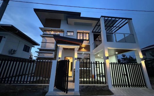 Immaculate4-BedroomDreamHouseforSaleinTagaytay-1.jpg