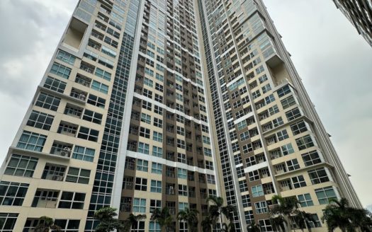 Lovely2-BedroomCondoUnitforSaleinTimesSquareWestBGC-1.jpg