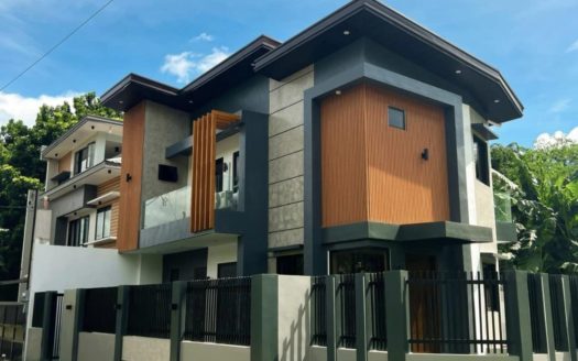 Attractive4-BedroomHouseandLotforSaleinFilinvest2,QuezonCity-1.jpg