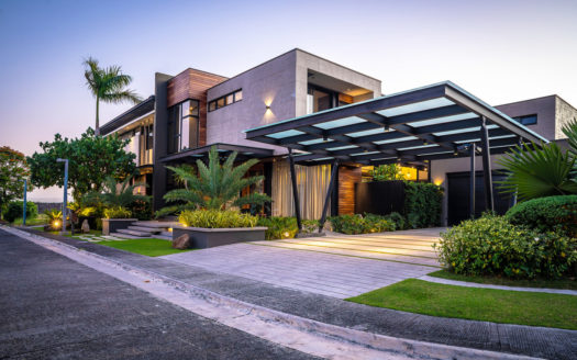 Presello - An Inside Look at the Vale Haus by Studio_F8