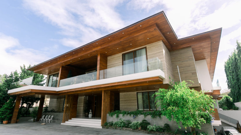 Presello - Private- The Scarlatta Estates by APL