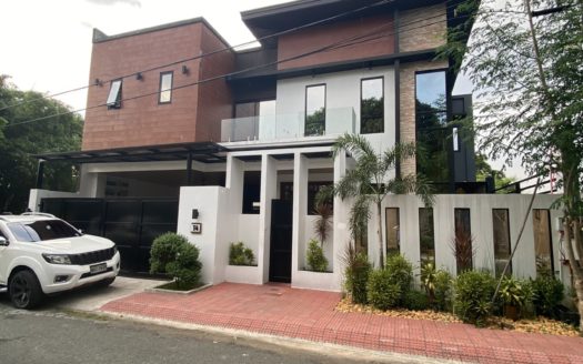 Vibrant7-BedroomHouseandLotinFairview,QuezonCity-4.jpg