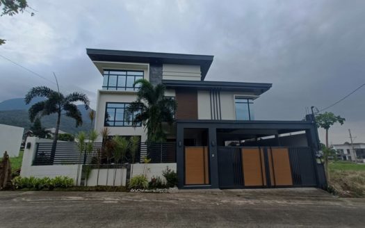Charming4-BedroomHouseandLotforSaleinSanRafael Estates2,Sto.Tomas,Batangas-1.jpg