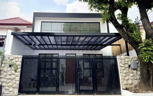 Beautiful3-BedroomHouseandLotforSaleinGreenwoodsExecutiveVillageCaintaRizal-1.jpg