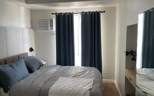 Lush2-BedroomCondoUnitforSaleinVantageWestKapitolyoPasig-1.jpg
