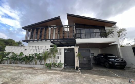Contemporary5-BedroomHouseandLotforSaleinTagaytay-1.jpg