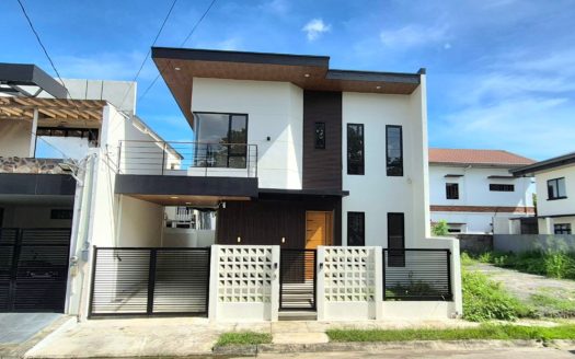 Dazzling4-BedroomHouseandLotforSaleinVillaSegoviaSta.RosaLaguna-1.jpg