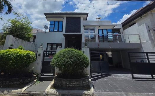 Radiant5-BedroomHouseandLotforSaleinFilinvestEastCaintaRizal-1.jpg