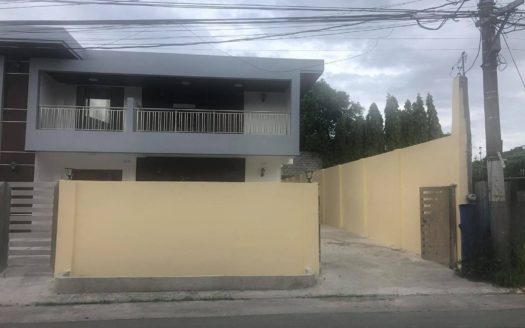 Sensational10-BedroomHouseandLotforSaleinMultinationalVillageParanaque-1.jpg