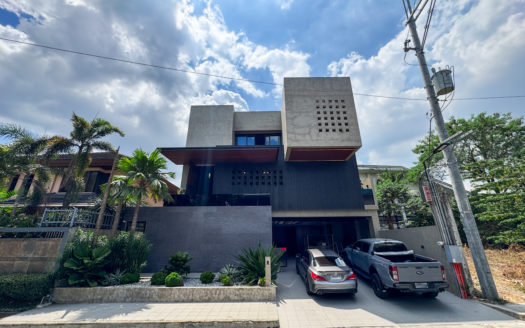 Brilliant4-BedroomHouseandLotforSaleinMatandangBalaraQuezonCity-1.jpg