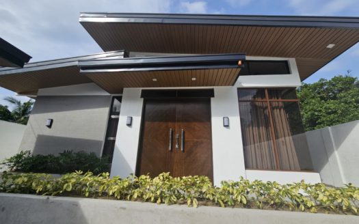 Splendid4-BedroomHouseandLotforSaleinMorongBataan-1.jpg