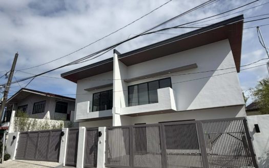Stately3-BedroomDuplexHouseandLotforSaleinBFHomesParanaque-1.jpg