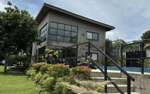 Fabulous3-BedroomAirBnbResortforSaleIbaSilangCavite-1.jpg