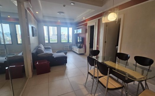 Gleaming1-BedroomCondoUnitforSaleatRenaissance2000Pasig-1.jpg