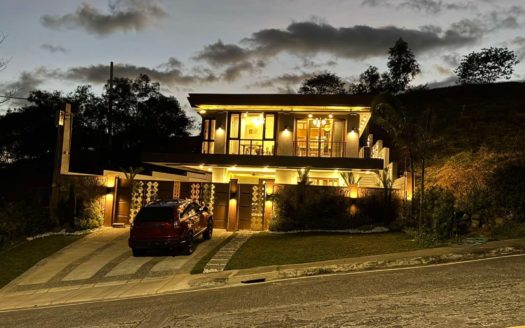 Serene3-BedroomHouseandLotforSaleinSunValleyAntipoloRizal-1.jpg